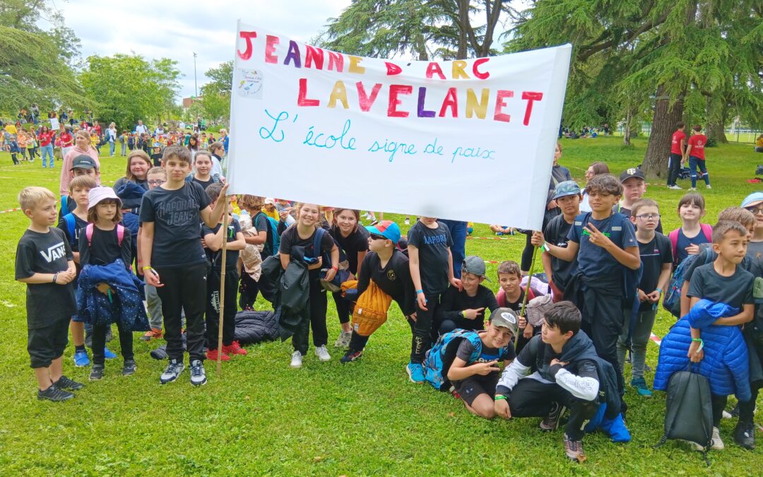Ensemble très haut !
